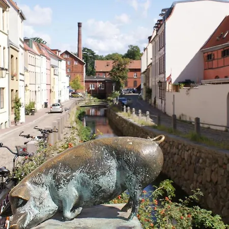 Lieblingsplatz In Der Altstadt - Abc341 By Abcwismar * Wismar